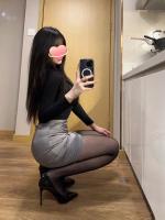 688145911: Chica busca chico en Barcelona