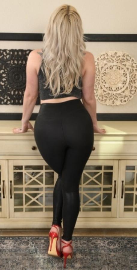 Chica busca chico en Asturias: 