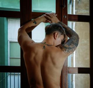 744756133: Chico busca chica en Valencia