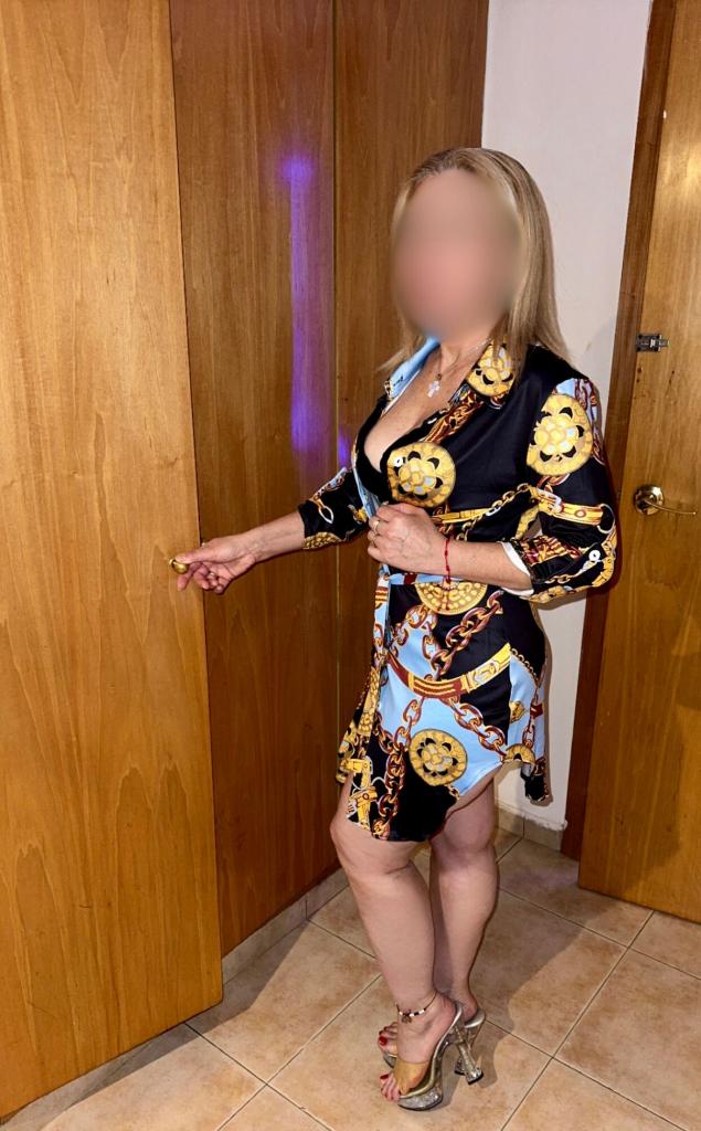 641168062: Chica busca chico en Barcelona