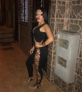 665207649: Chica busca chico en Barcelona