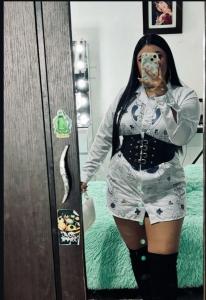 664807354: Chica busca chico en Zaragoza