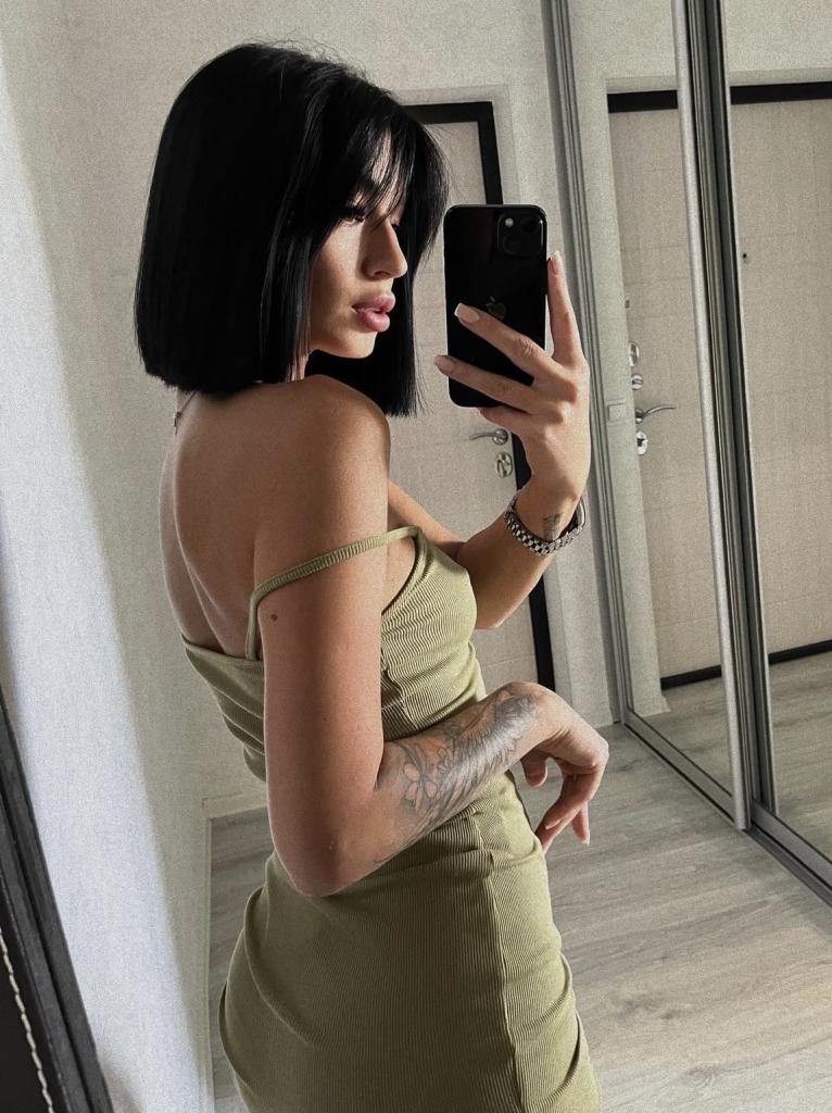 613453425: Chica busca chico en Alicante