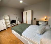 644114446:  en León