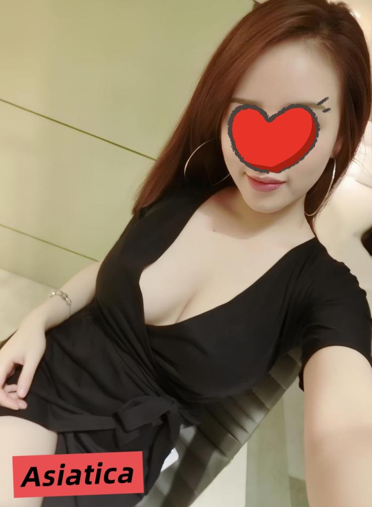 615711587: Chica busca chico en La Coruña