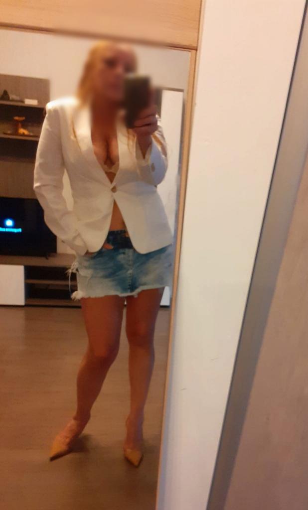 675327850: Chica busca chico en Lugo