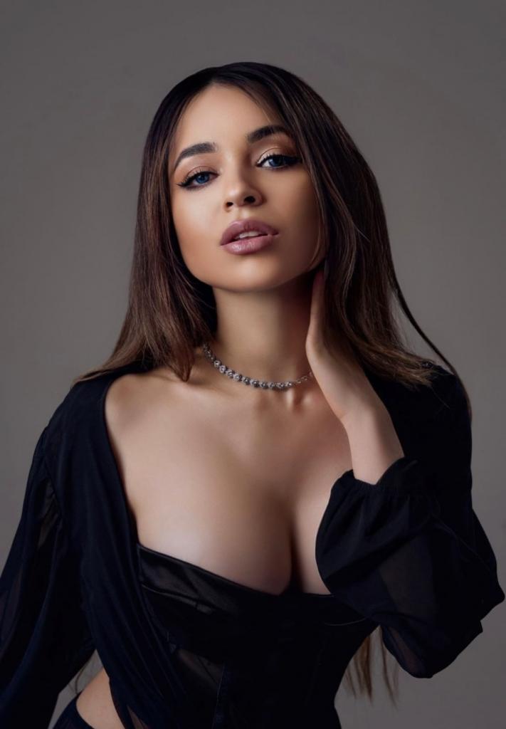 695129840: Chica busca chico en Madrid