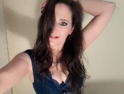 635303303: Chica busca chico en Madrid