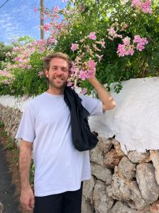 684797325: Chico busca chica en Barcelona