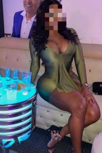 Chica busca chico en Tenerife: 