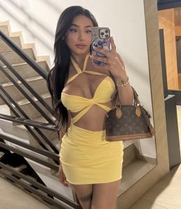 697980911: Travesti en Barcelona