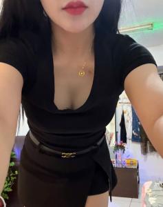 611841371: Chica busca chico en Barcelona