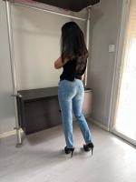 610745371: Chica busca chico en Zaragoza