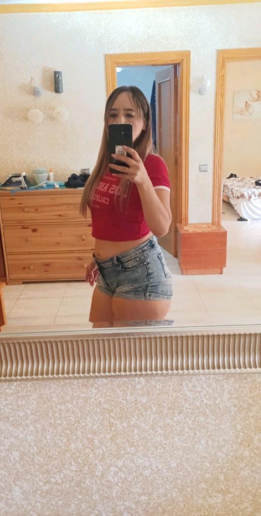 634357196: Chica busca chico en Tenerife