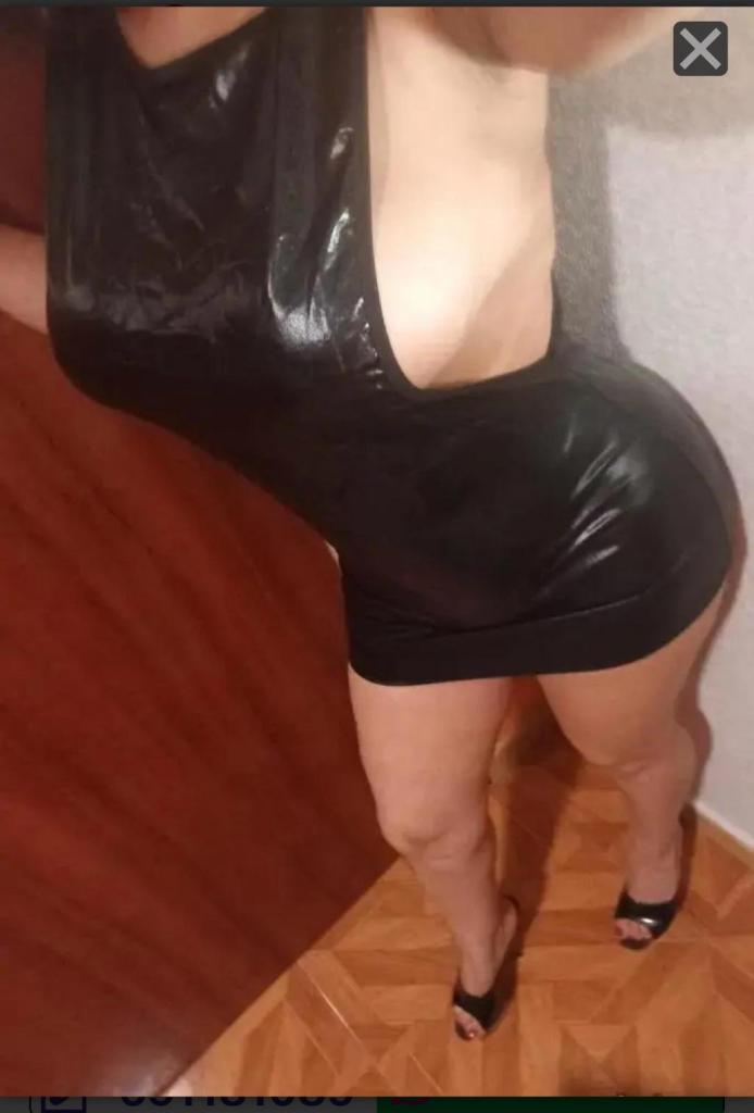 Chica busca chico en Granada: 