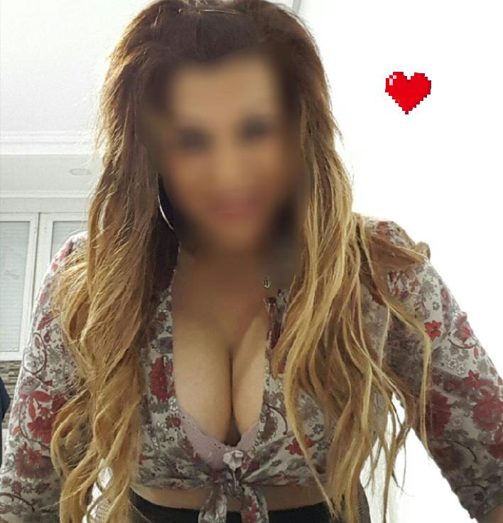 614783023: Chica busca chico en Málaga