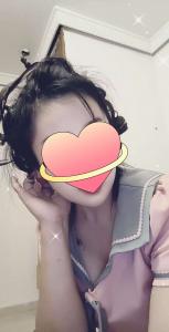 656893219: Chica busca chico en Barcelona