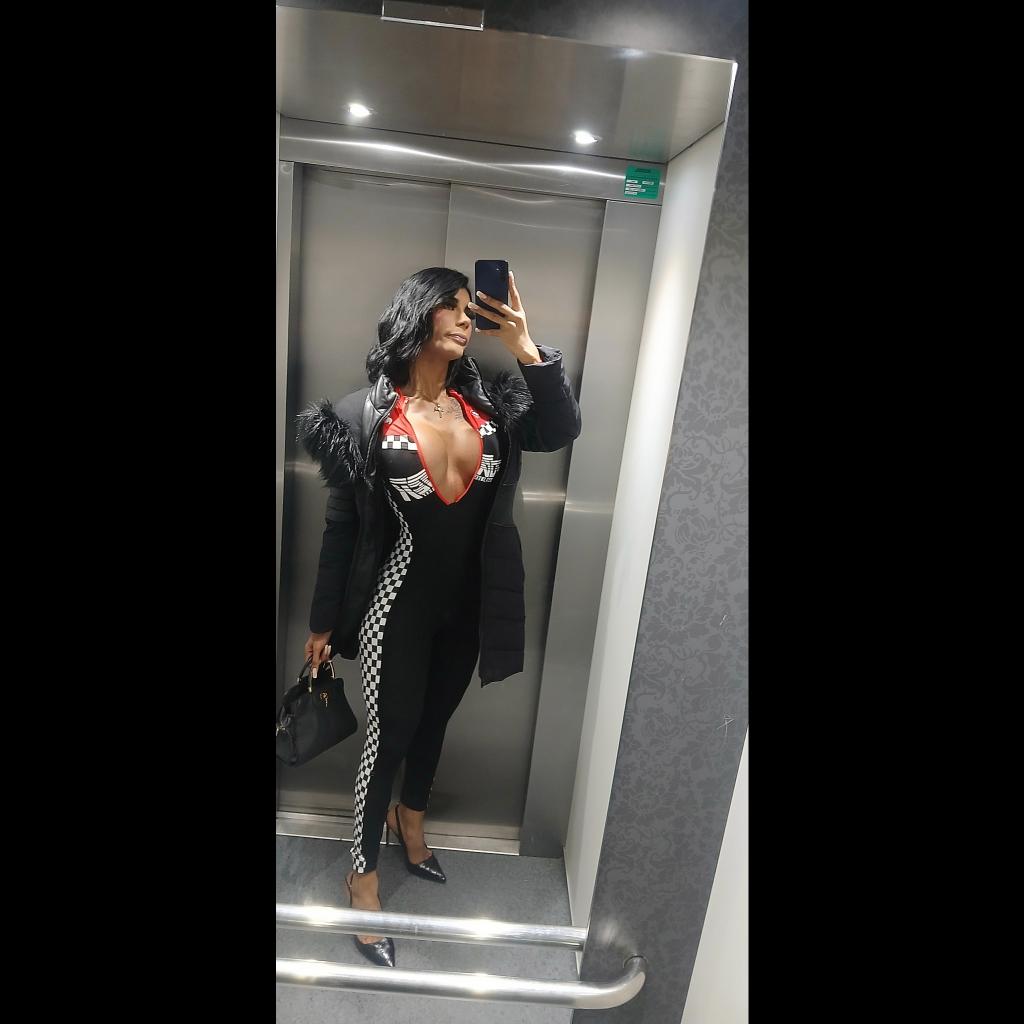 613383760: Transexual en Valladolid