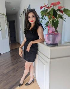 663395539: Chica busca chico en Barcelona