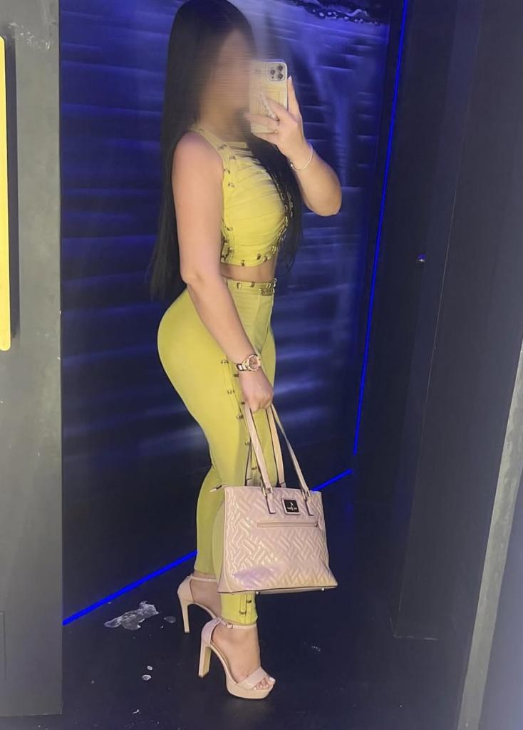 600500376: Chica busca chico en Sevilla