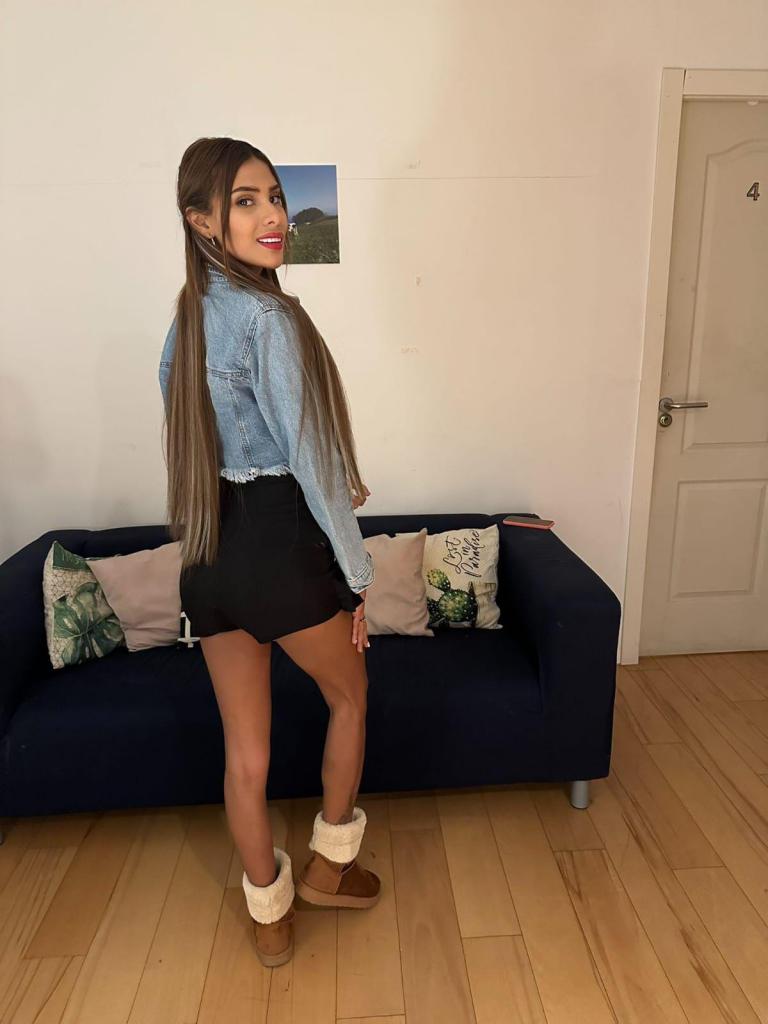 624975873: Chica busca chico en Cádiz