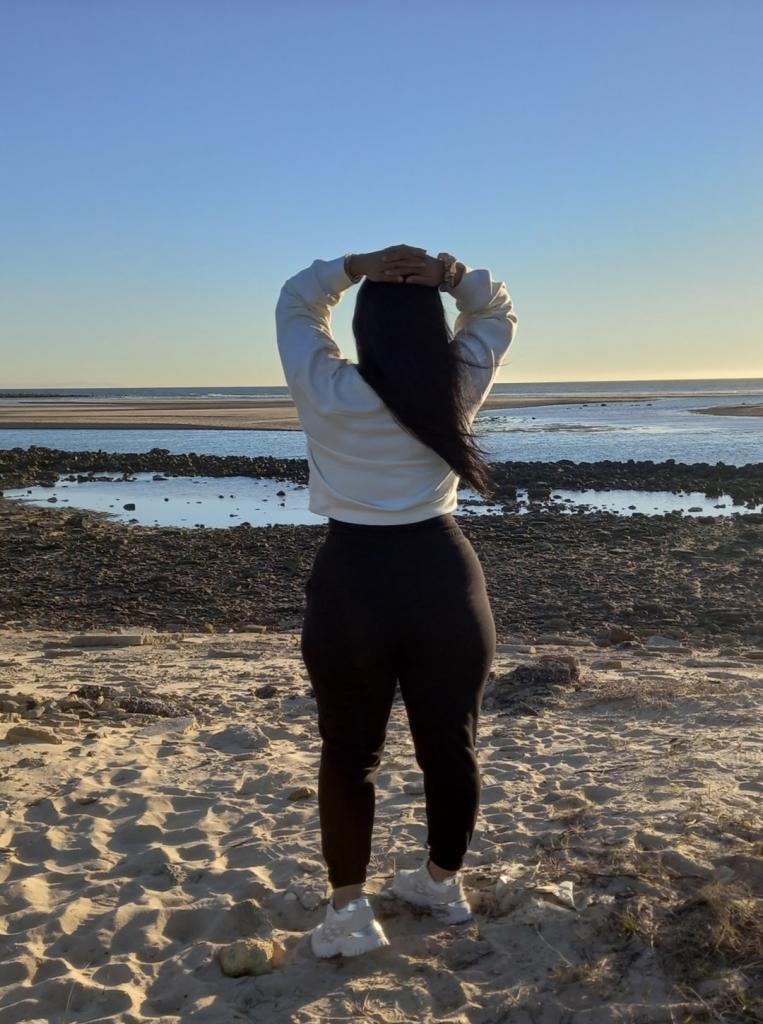 604273686: Chica busca chico en Cádiz