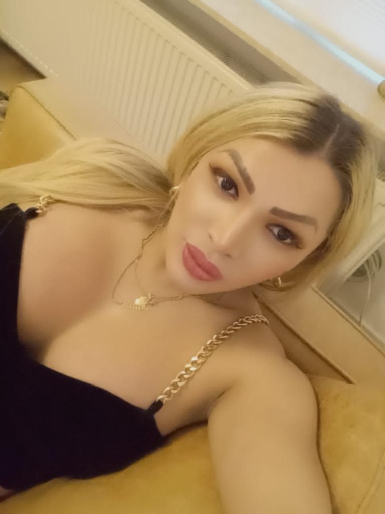 Travesti en La Coruña: Transexuales y Travestis