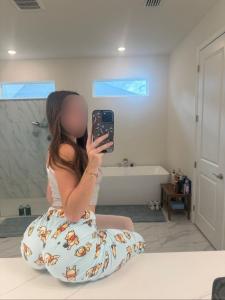 667891267: Chica busca chico en Málaga