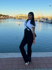 613717365: Chica busca chico en Tarragona