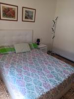 678857842:  en Barcelona