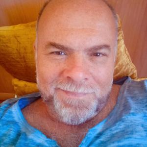 Chico busca chica en Valencia: 