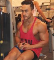 677012724: Chico busca chica en Valencia