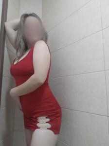 674394625: Chica busca chico en Barcelona