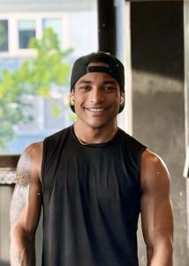 604242546: Chico busca chica en Sevilla