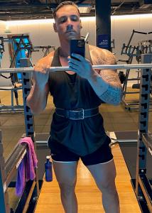 658261148: Chico busca chica en Madrid