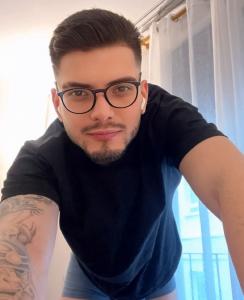 624048920: Chico busca chica en Asturias