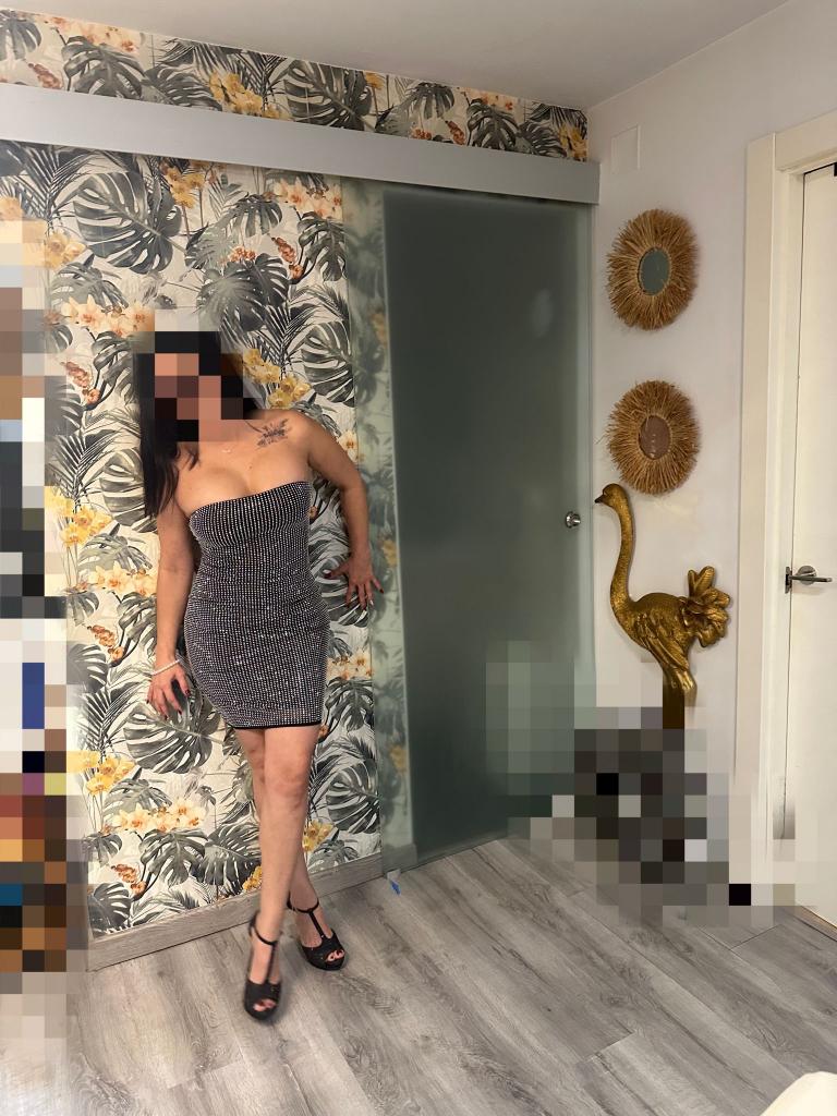 671874115: Chica busca chico en La Coruña