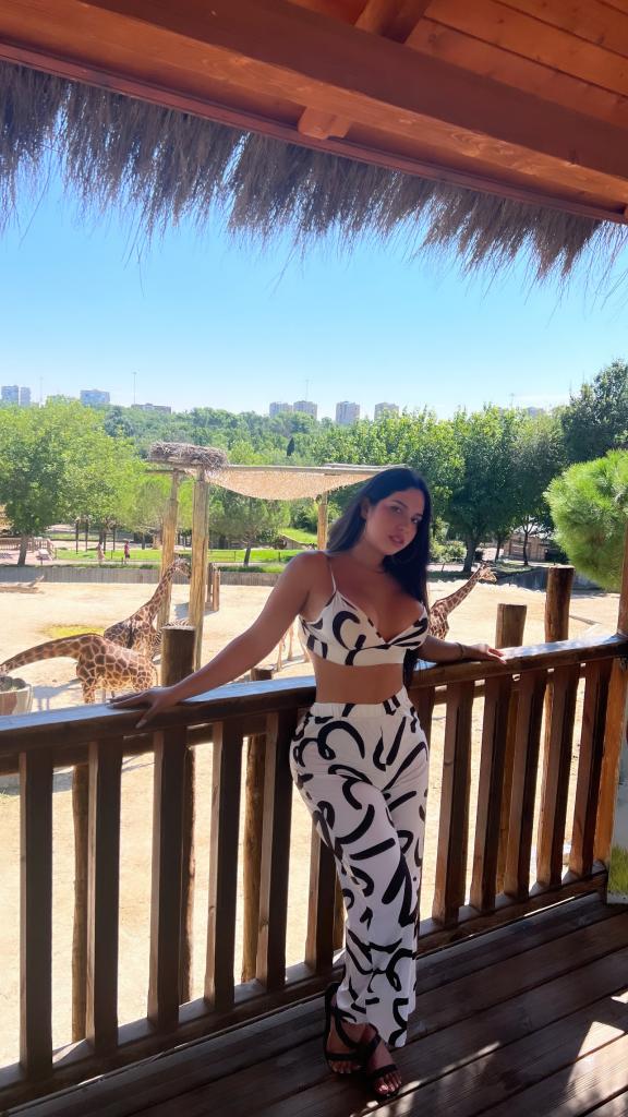 614854008: Travesti en Pontevedra