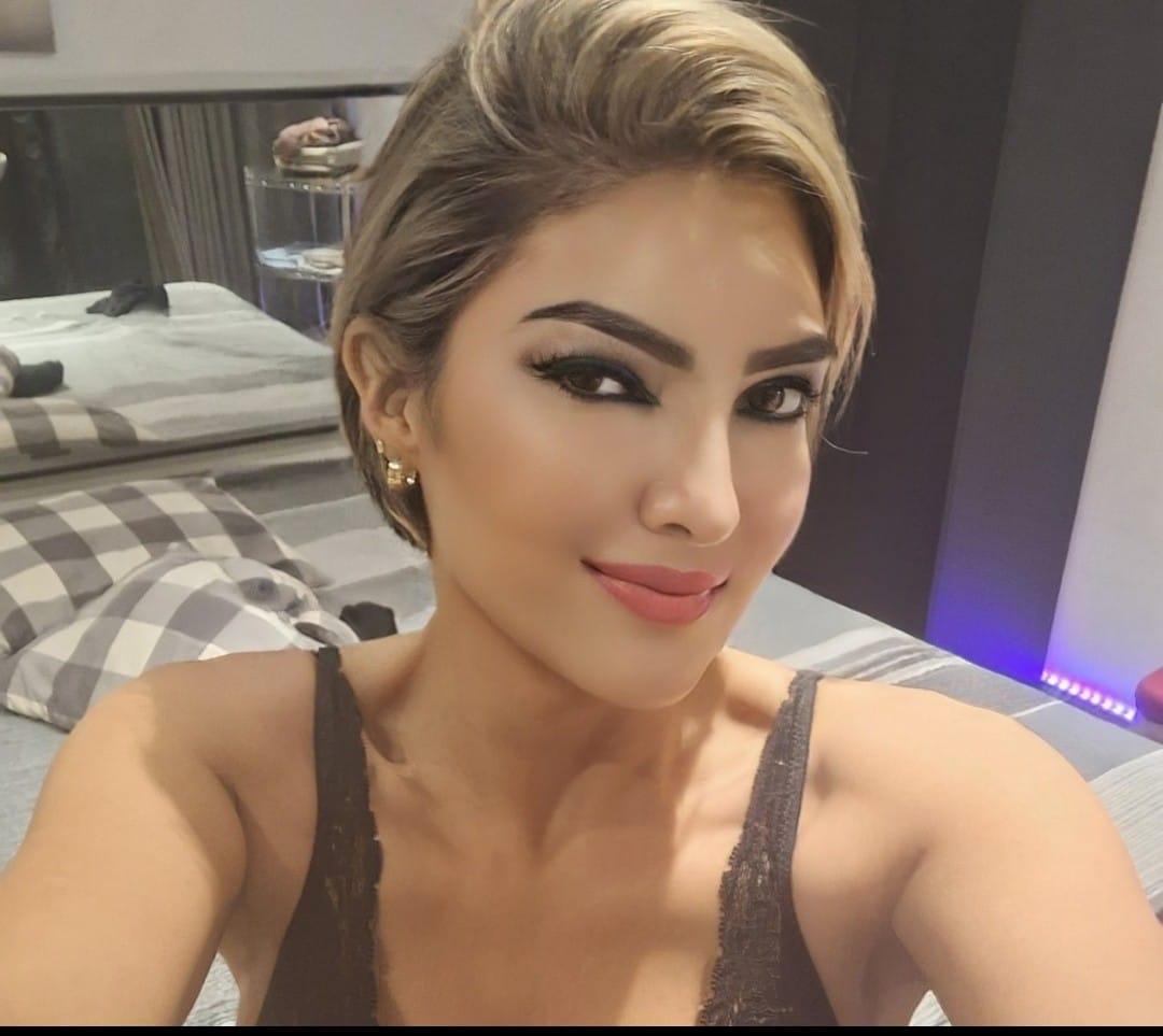 623312714: Chica busca chico en Sevilla