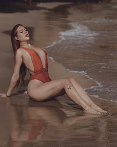 602592704: Chica busca chico en Barcelona