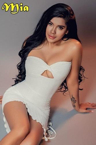 659387912: Chica busca chico en Madrid