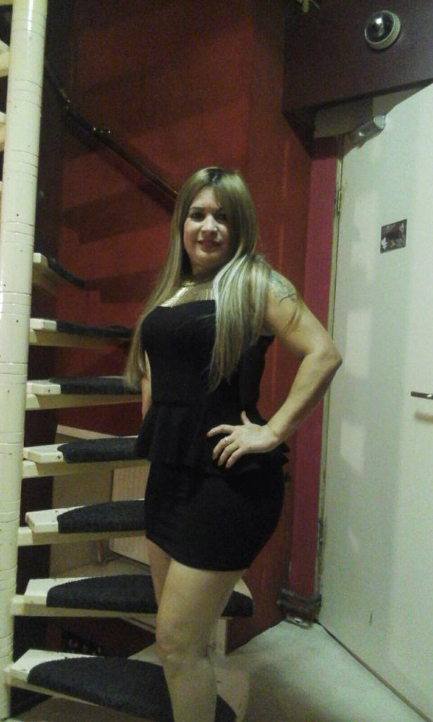 634464743: Chica busca chico en León