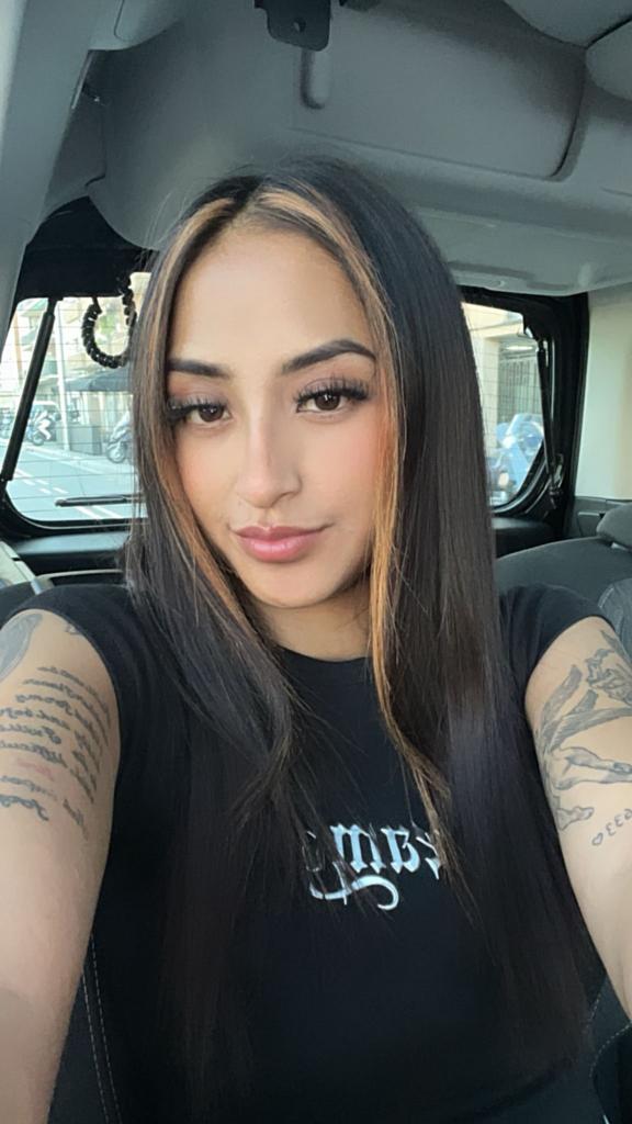 Chica busca chico en Barcelona: Chica busca chico