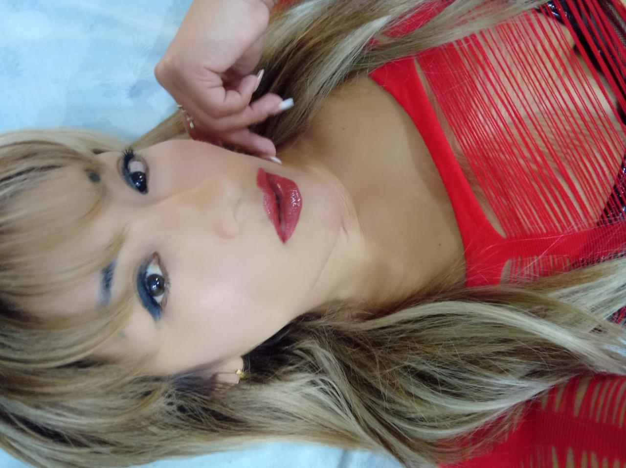 627452338: Chica busca chico en La Coruña