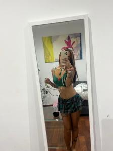 666928385: Chica busca chico en Barcelona