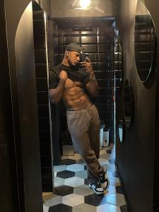 Chico busca chica en Barcelona: 