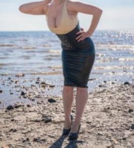 602846252: Chica busca chico en Sevilla