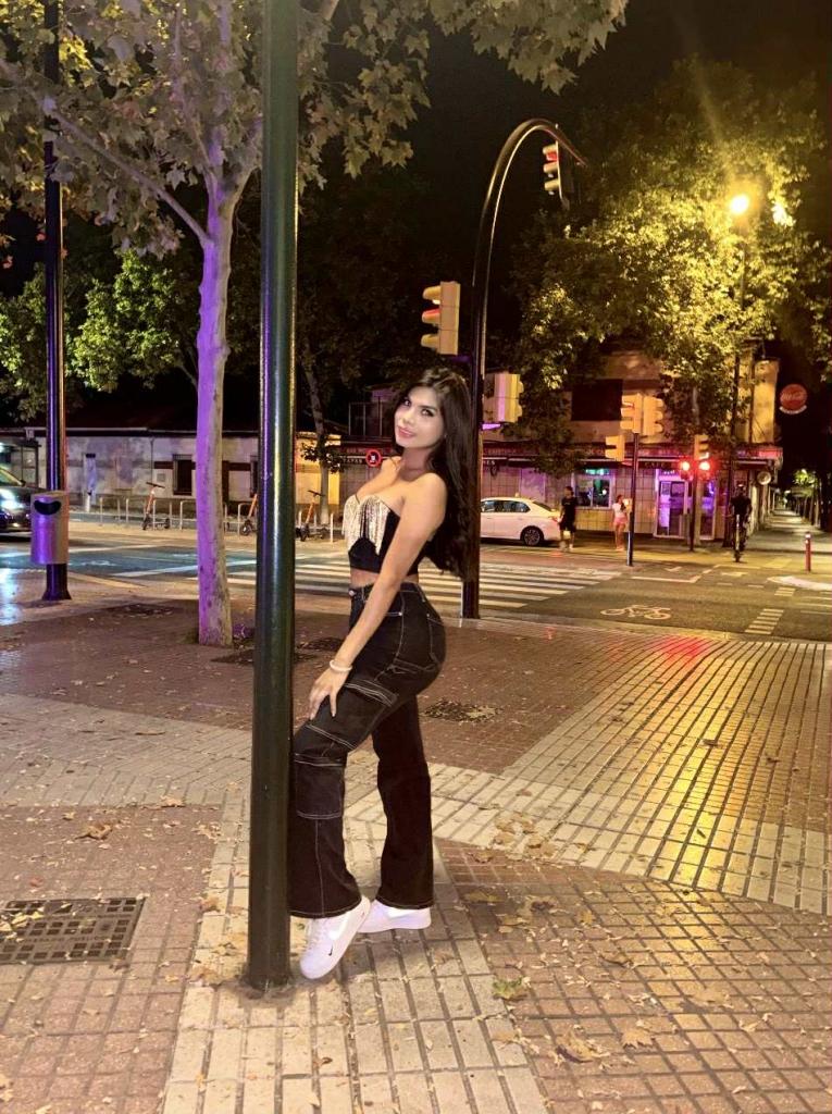 631095399: Transexual en Barcelona