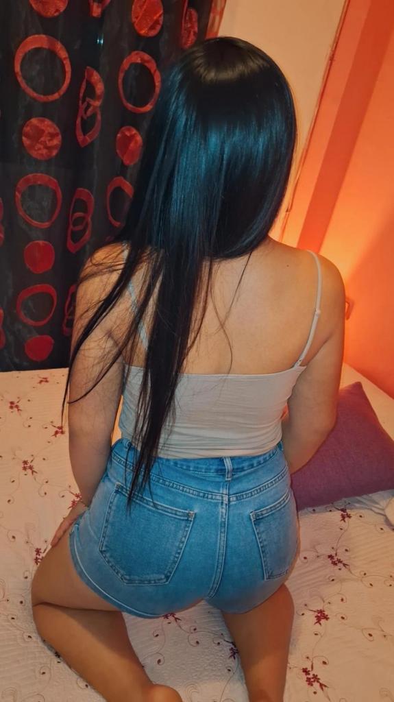 663132224: Chica busca chico en Madrid