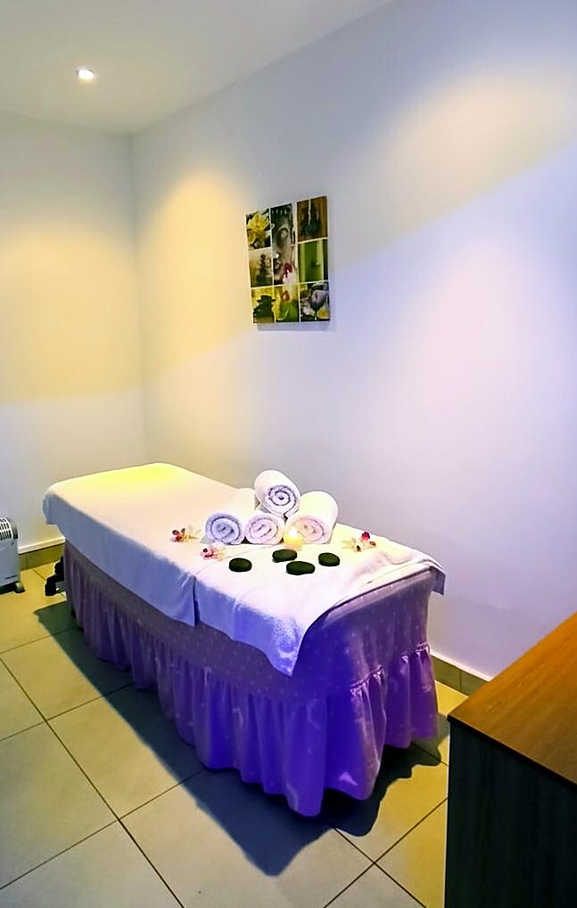 623305385: Chica busca chico en Barcelona